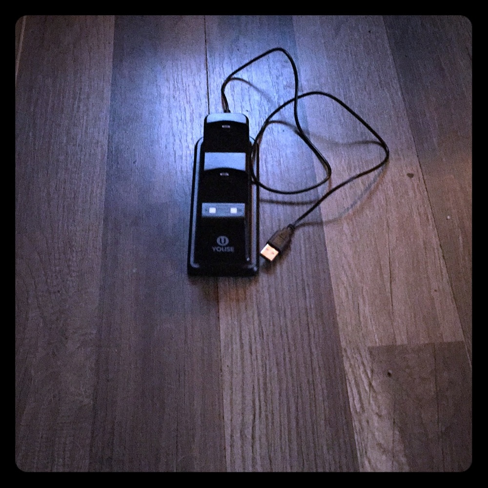 PlayStation 4 charging dock